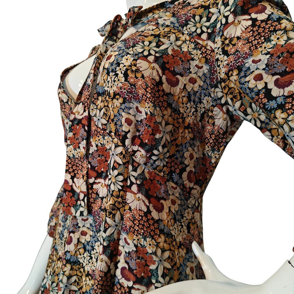Forever 21 Floral Mini Dress Medium Boho Cottagecore Keyhole Fit Flare - Picture 2 of 5